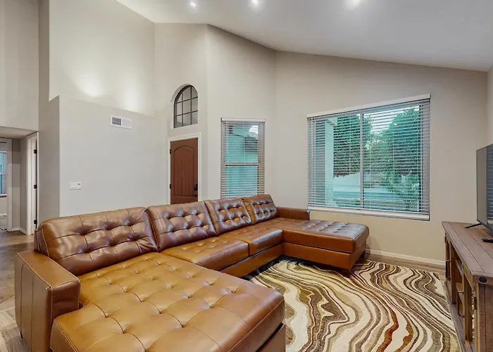 Scottsdale Poolside Hideaway *